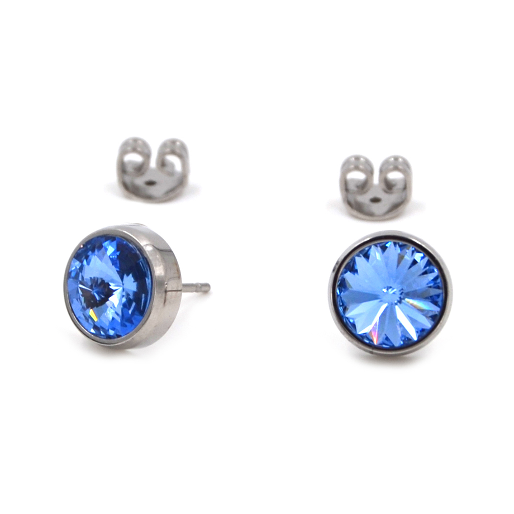 Titanohrstecker  Laura  mit Premium Crystal in Light Sapphire